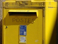 boite-lettres-poste.jpg